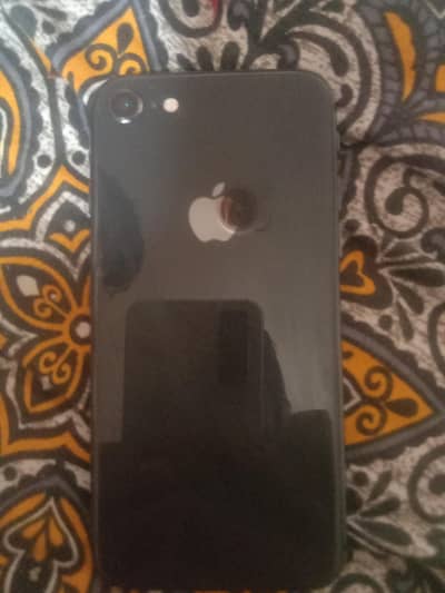 Apple iPhone 8