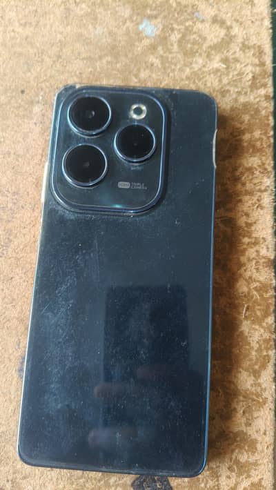 Infinix Hot 40 Pro 256 gb with box