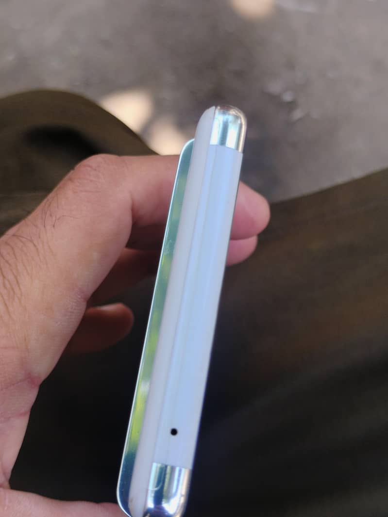 Google Pixel 6 Pro Read Description 4