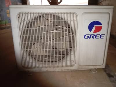 Gree 1 ton Split unit