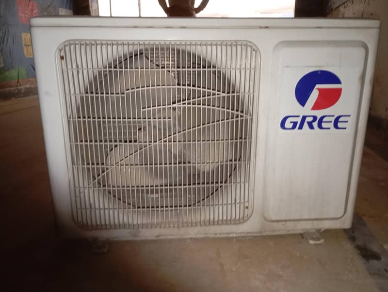 Gree 1 ton Split unit 0