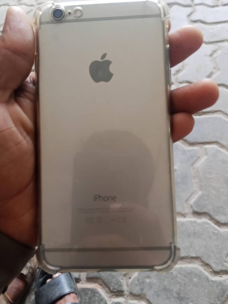 Apple iPhone 6 Plus 1