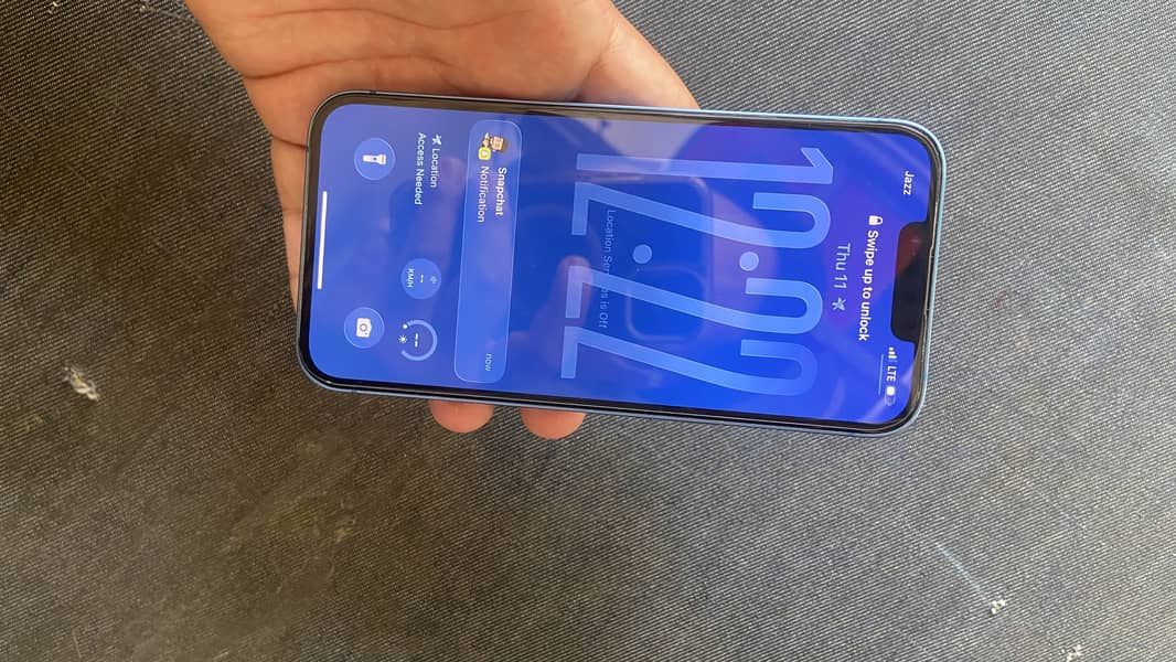 iPhone 13 5