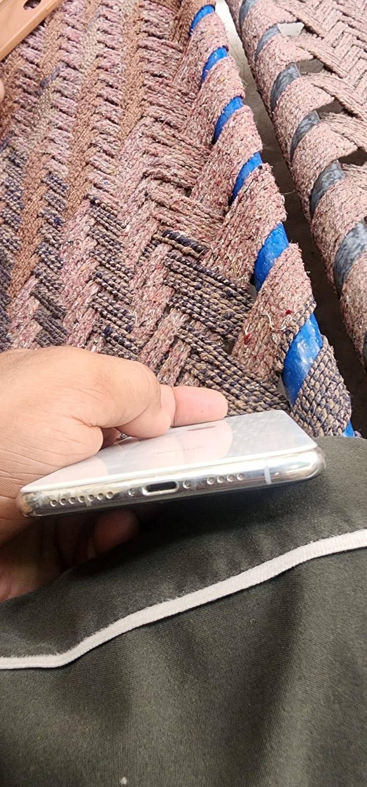 iPhone XS Max 4