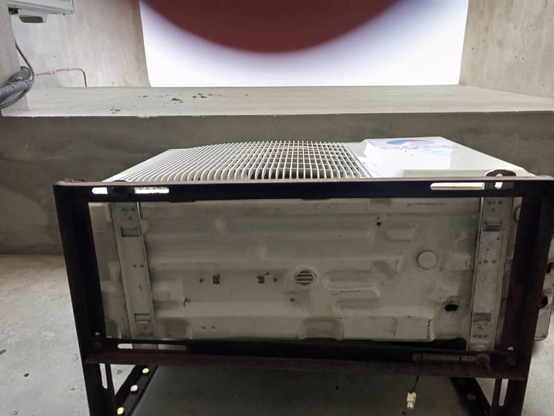 Used  simple AC 1