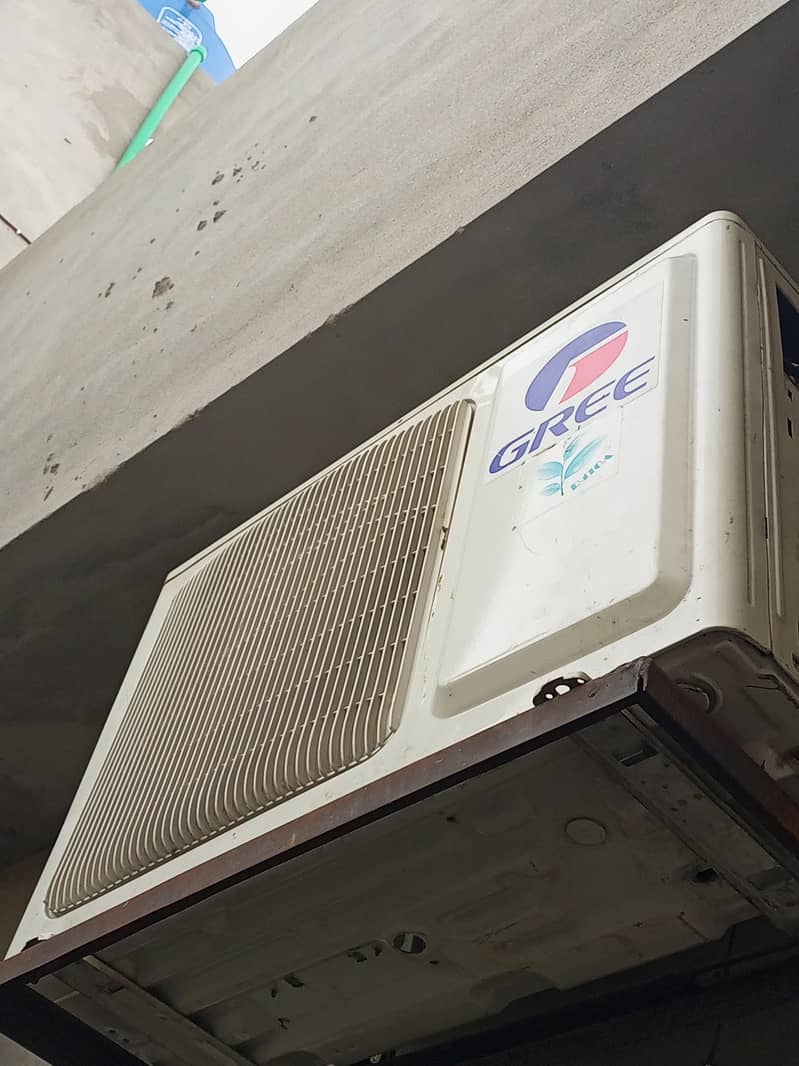 Used  simple AC 5