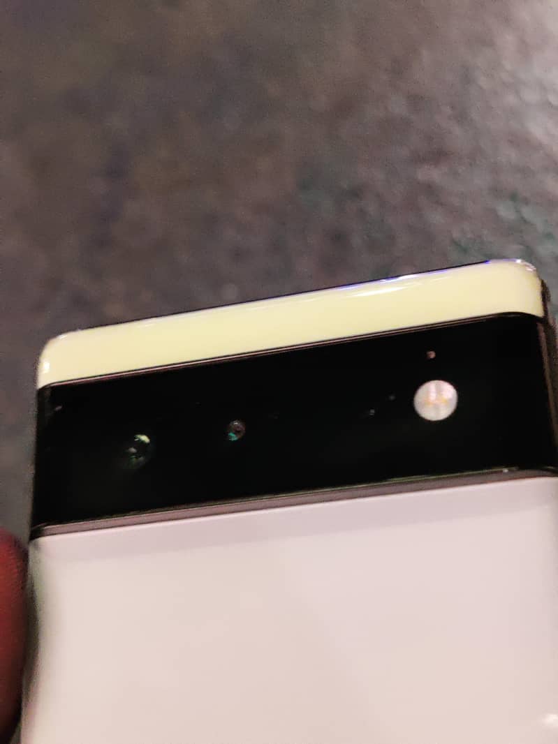 Google Pixel 6 4
