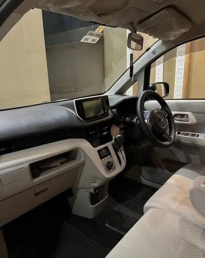 Daihatsu Move 2016