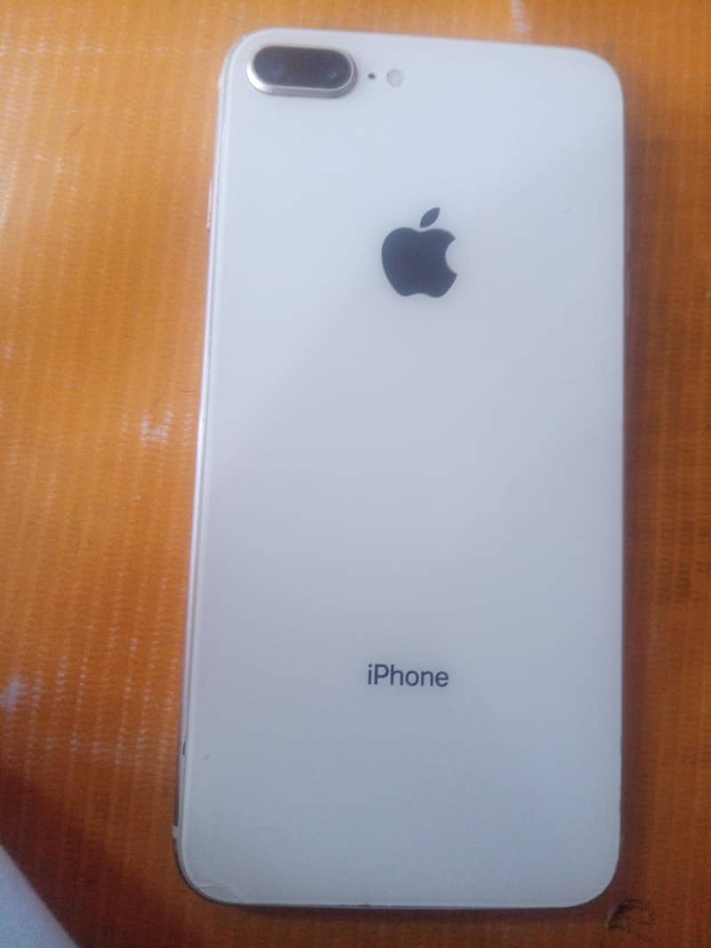 Apple iPhone 8 Plus 2