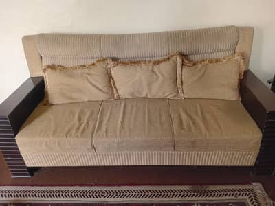 Used 5 Seater Sofa Set with Center Table