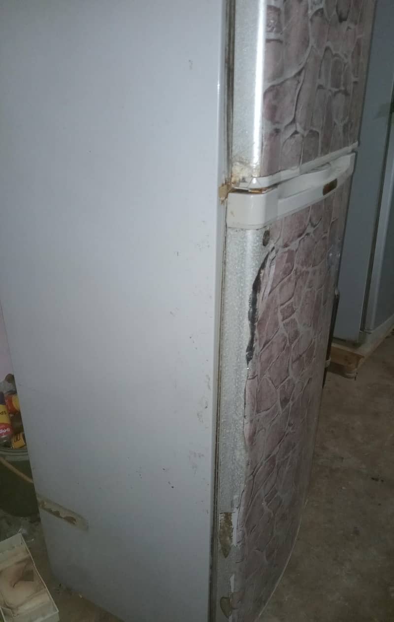 refrigerator 4