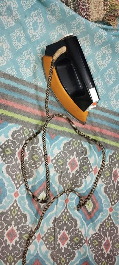 Morphy Richards Steaming Iron