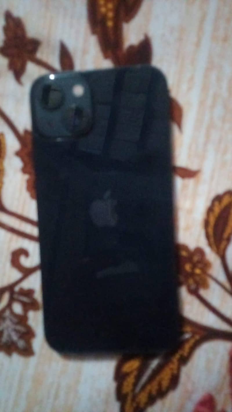 Apple iPhone 13 2
