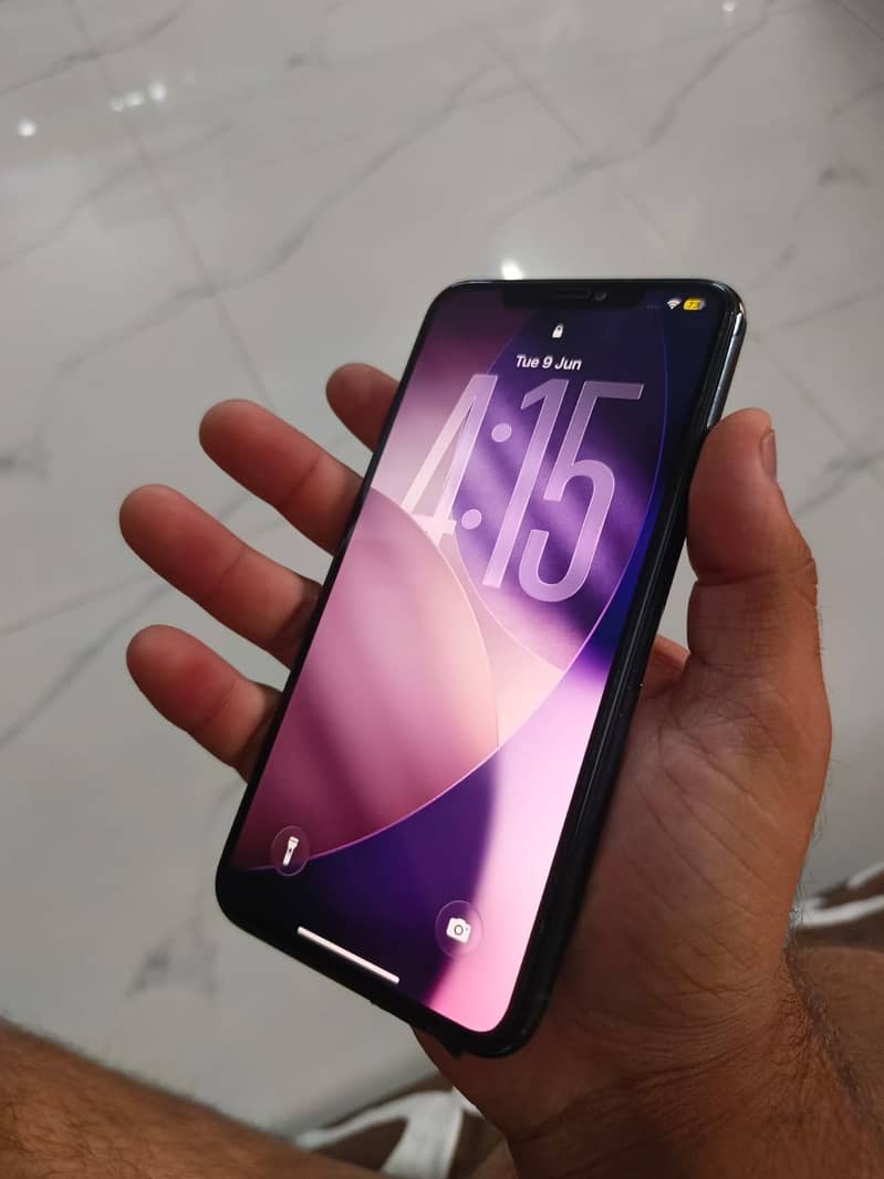 iPhone 11 Pro Max 5