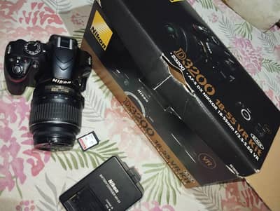 Nikon D3200 with 17k shutter counts