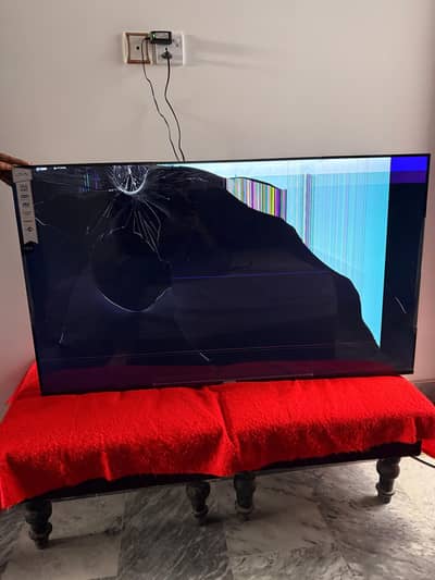 Broken panel smart tv 50 inch