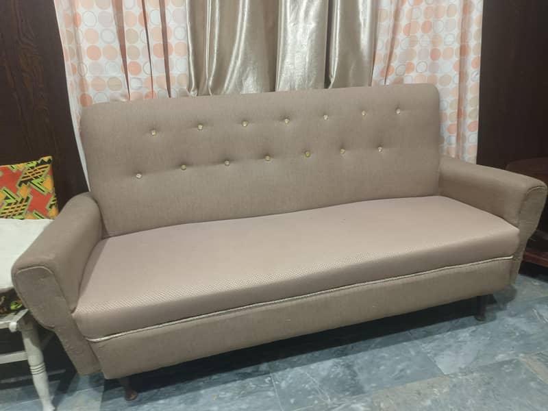sofa 5 seter . . good condition. . 1