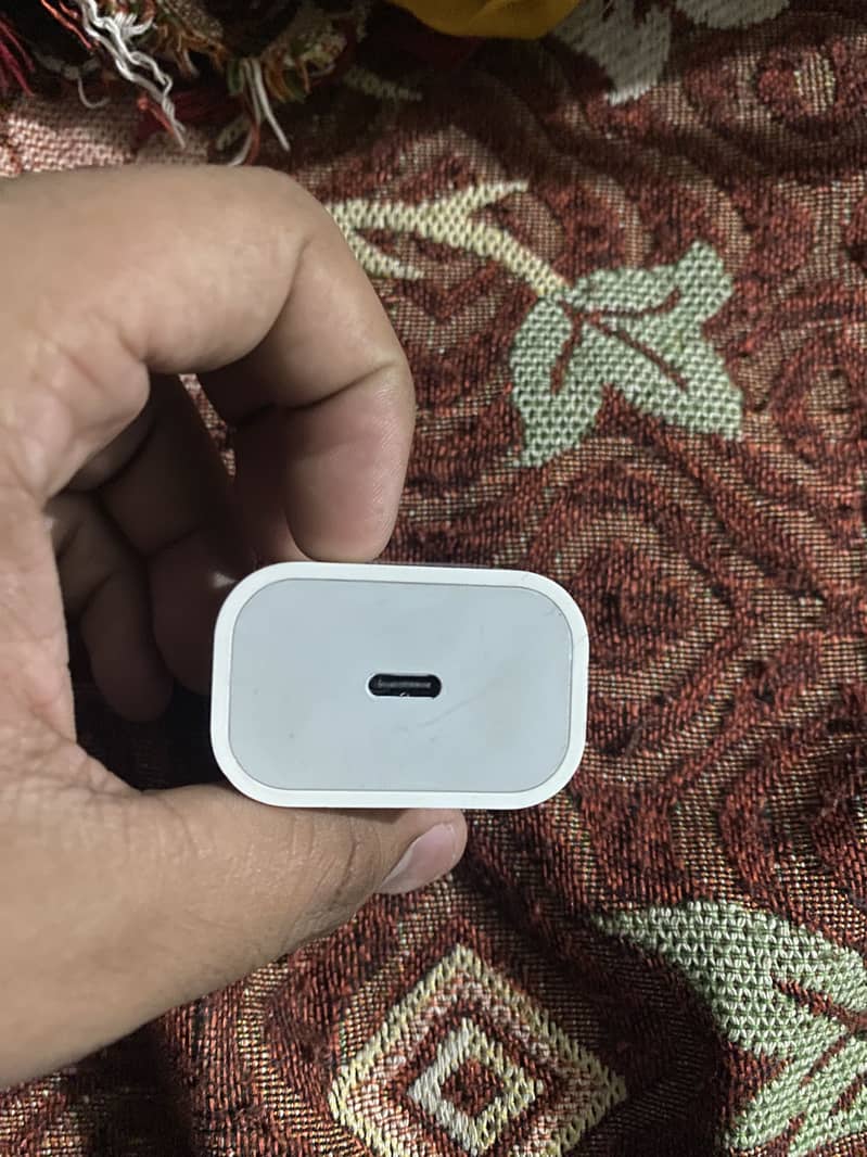 iPhone adapter 1