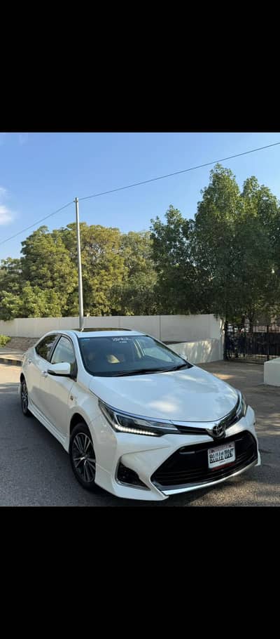 Toyota Corolla Altis 1.6 Special Edition X sunroof one