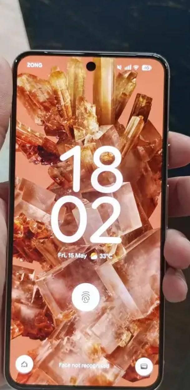 Google Pixel 8 3
