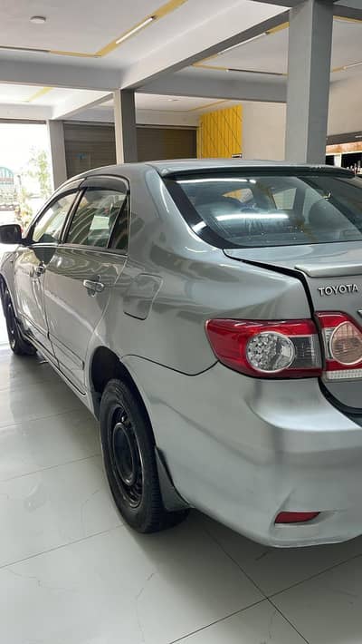 Toyota Corolla GLI 2013