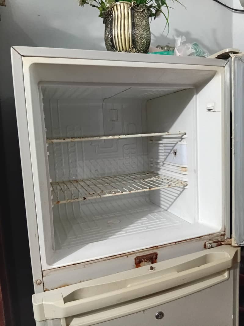 Orient Refrigerator 5