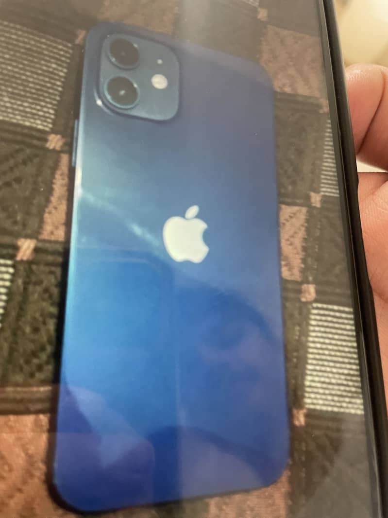 Apple iPhone 12 0