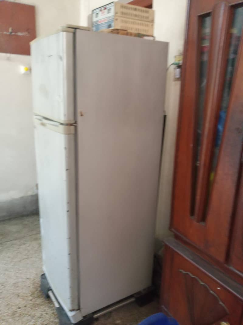 fridge 0
