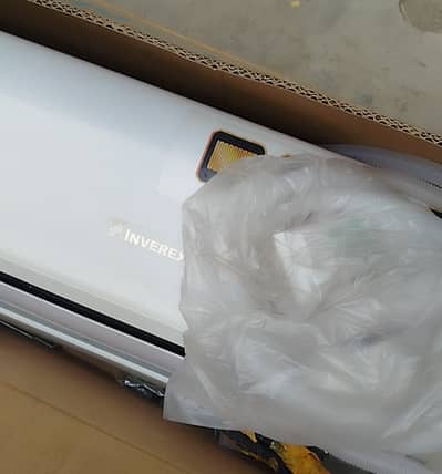 Split AC jo Solar plates per b chalta ha