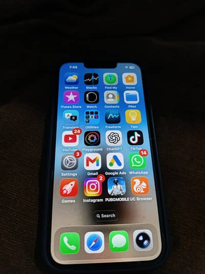 Apple iPhone 16e