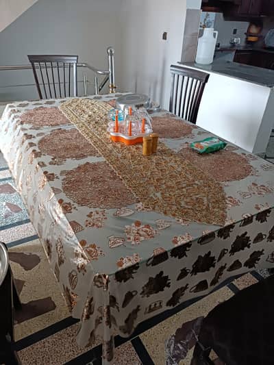 dinning table with chair