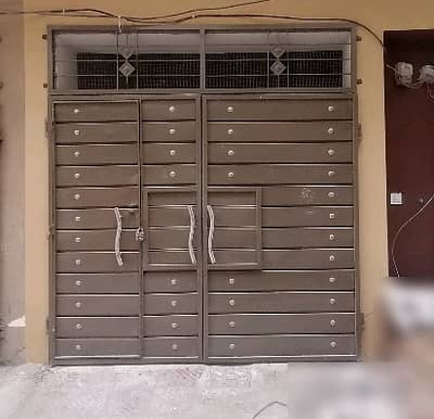 Prime Location Al-Hafiz Town House For sale Sized 563 Square Feet