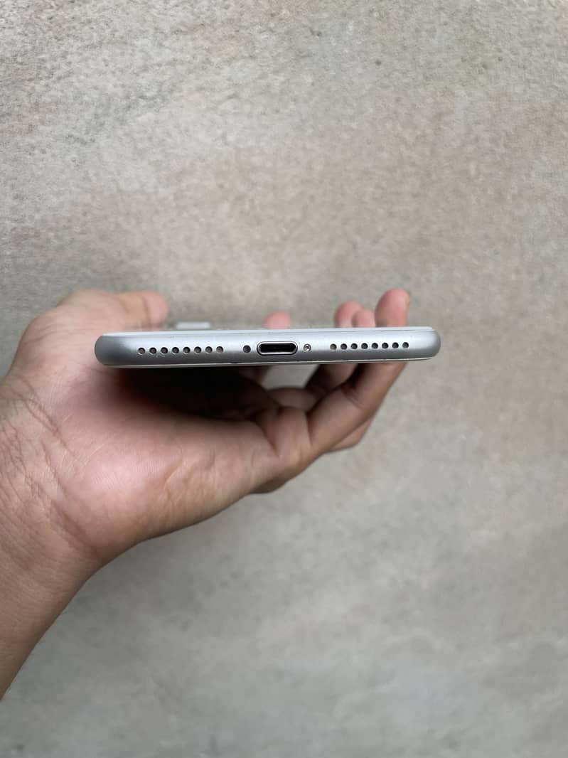 iPhone 8 Plus 5