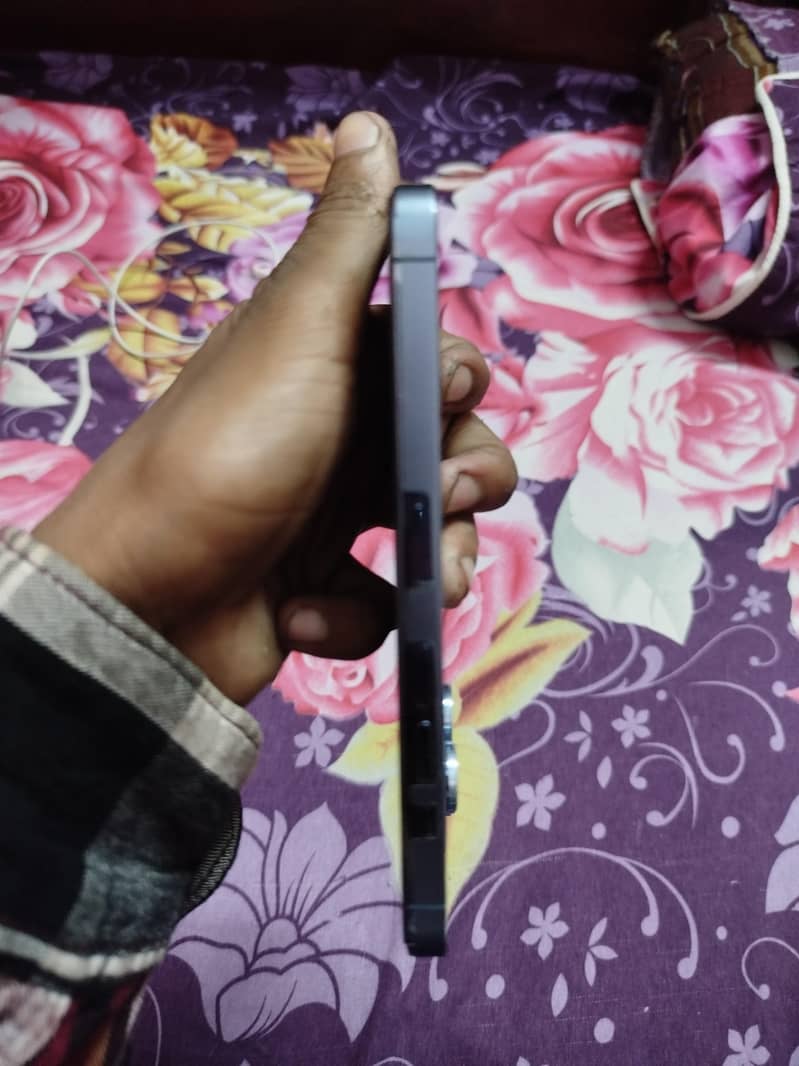 Apple iPhone 13 Pro 5