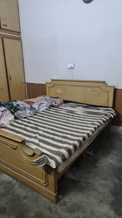 queen size bed + 1 side table (without mattress)