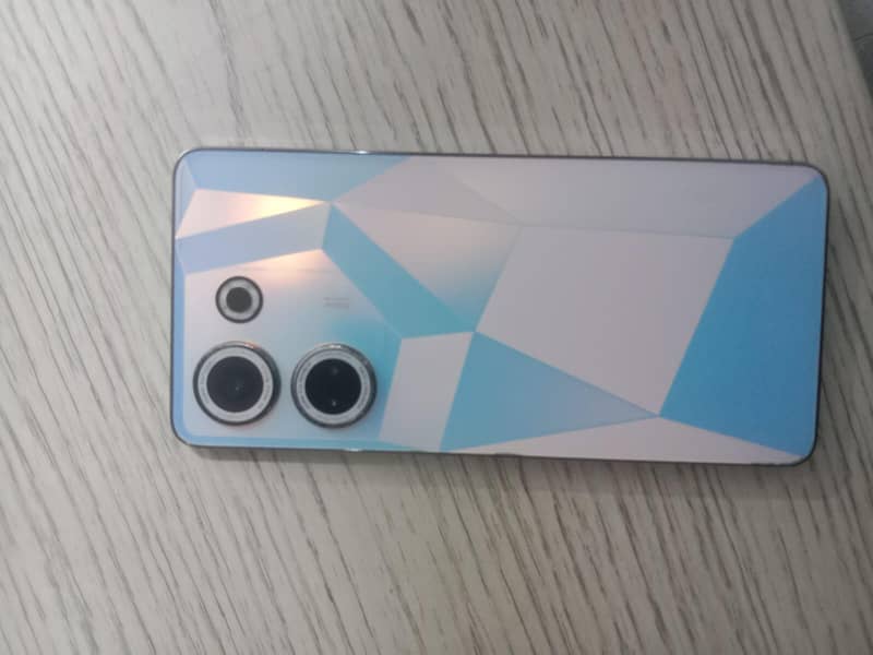 Tecno CAMON 20 1