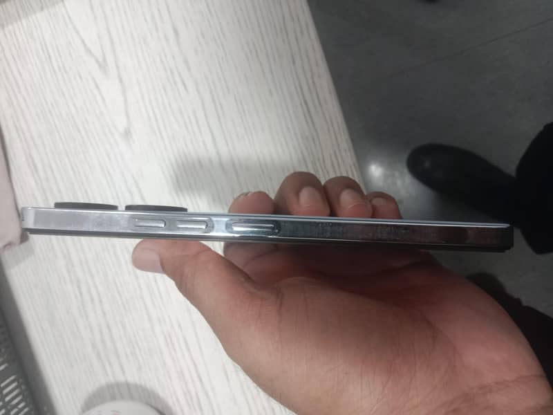 Tecno CAMON 20 4