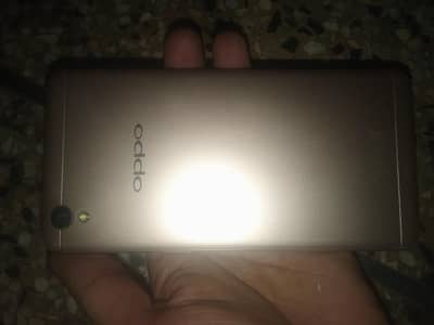 OPPO A37