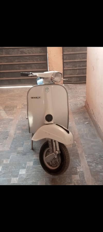 Vespa 1974 Model
