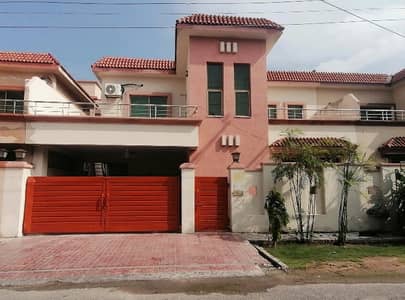 10 Marla House In Askari 11 - Sector B Best Option