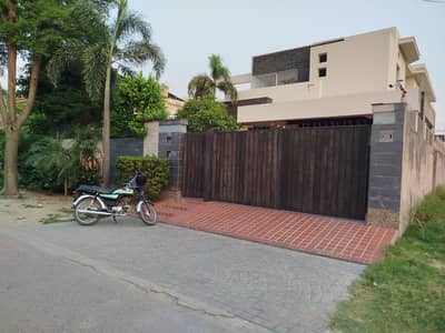 Full Basement Full House for Rent 5Bed Room with attach bath