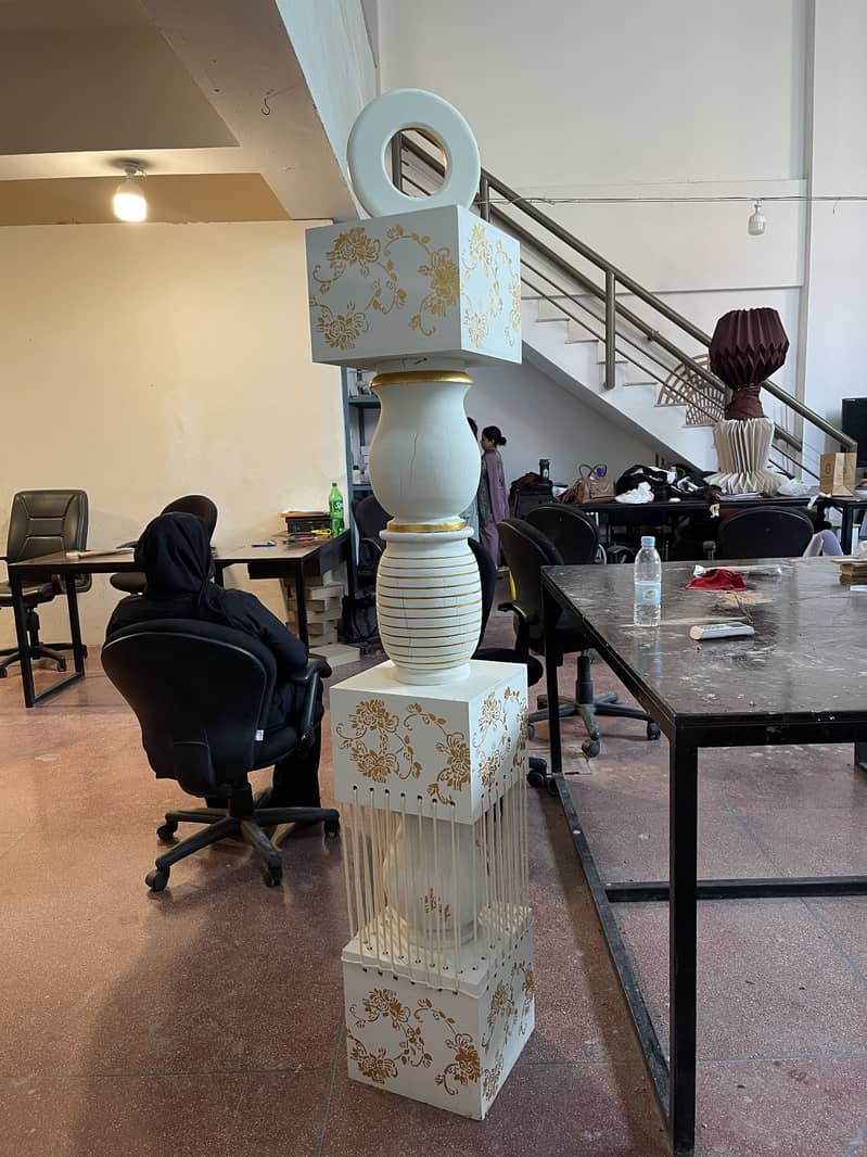 Decor piece 0