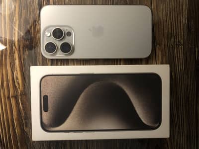 Iphone 15 Pro Non PTA Factory Unlocked 256 GB natural Titanium.