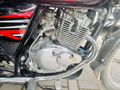 Suzuki GS 150 2026