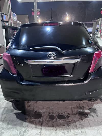 Toyota Vitz 2015