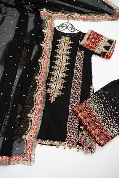 formal/ party wear & weeding dress all size available