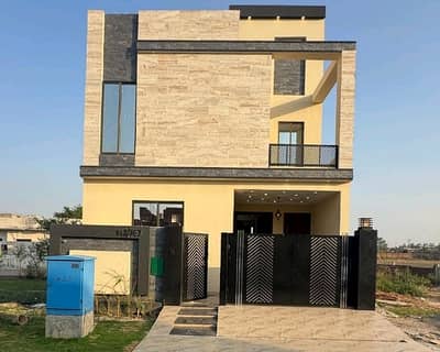 You Can Find A Gorgeous House For Sale In Bahria Nasheman - Iris