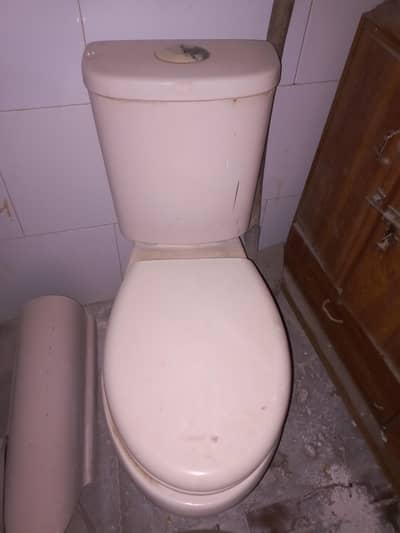 Porta Brand Commode and Baisin