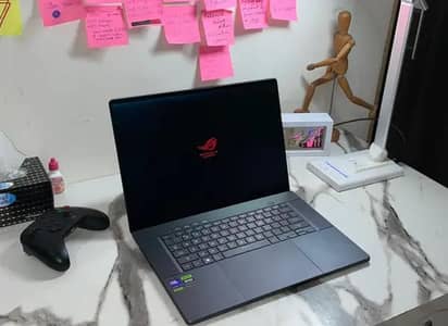 ASUS ROG Zephyrus G16 2024 Core Ultra 9 185H, 16GB/1TB, RTX 4070)
