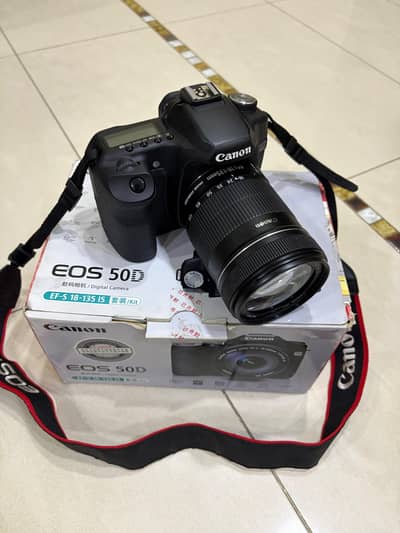 Canon EOS 50D DSLR + 18-135mm IS Lens
